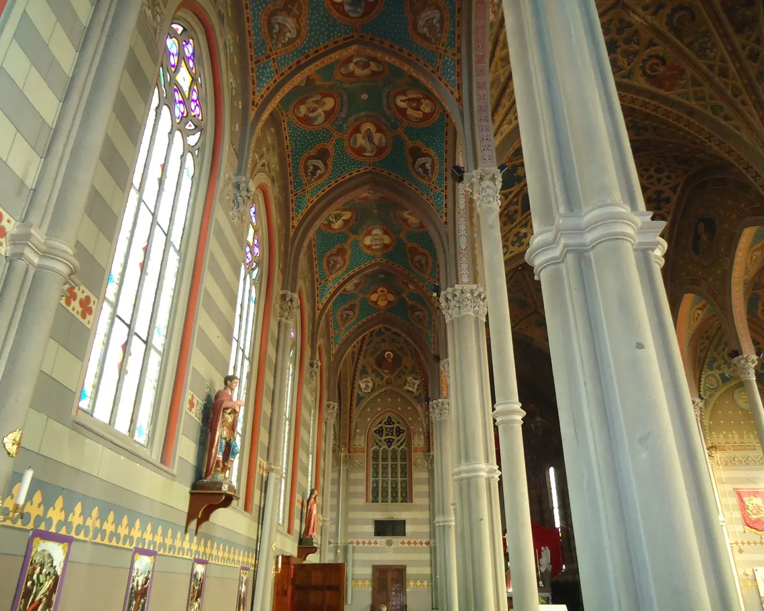 Chiesa di San Marco Evangelista - navata di sinistra